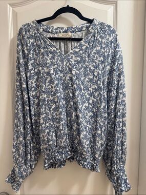 Anthropologie Blue and White Floral V-Neck Blouse